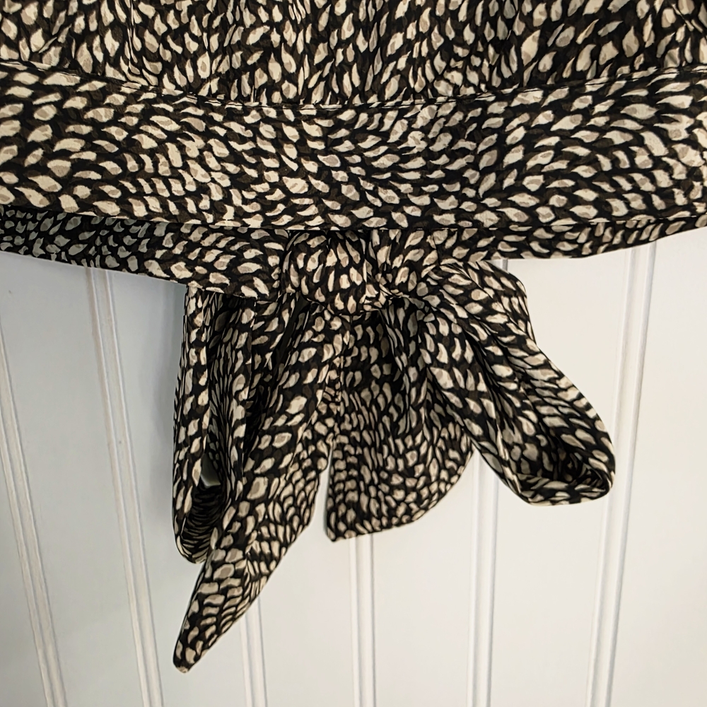 Banana Republic NWT Backless Tie Blouse | Animal Print Statement Top Size Small - Picture 5 of 12